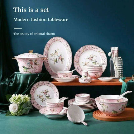 Charming Pink Bone Porcelain Dining Set: 30-Piece Complete Tableware Collection with Bowls, Plates, and Chopsticks - Très Elite