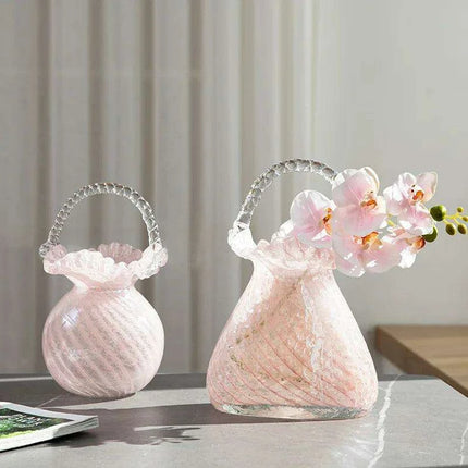 Charming Pink Glass Handbag Vase with Playful Curvy Handle - Très Elite