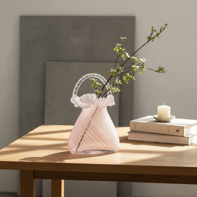 Charming Pink Glass Handbag Vase with Playful Curvy Handle - Très Elite