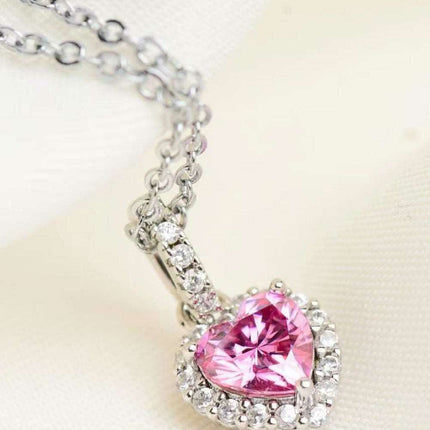 Charming Pink Moissanite Heart Pendant Necklace - A Touch of Timeless Romance - Très Elite
