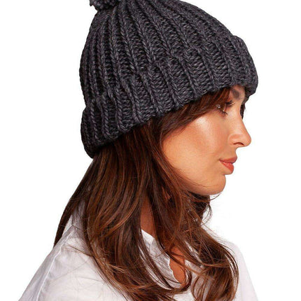 Charming Pom-Pom Knit Beanie - Très Elite