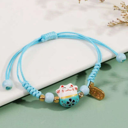 Charming Red Cord Lucky Cat Bracelet - A Thoughtful Gift for Women and Girls - Très Elite
