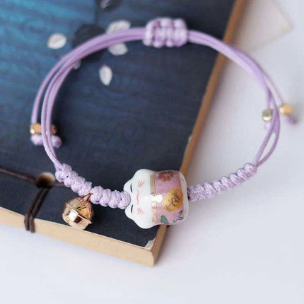 Charming Red Cord Lucky Cat Bracelet - A Thoughtful Gift for Women and Girls - Très Elite