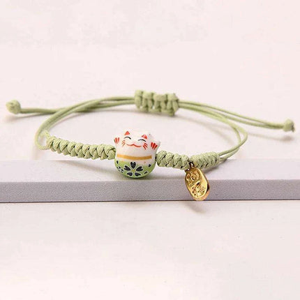 Charming Red Cord Lucky Cat Bracelet - A Thoughtful Gift for Women and Girls - Très Elite