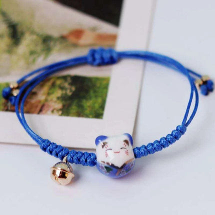 Charming Red Cord Lucky Cat Bracelet - A Thoughtful Gift for Women and Girls - Très Elite