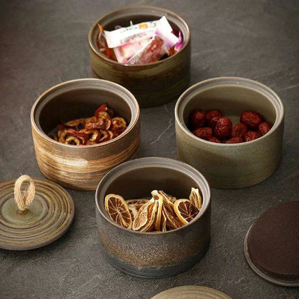 Charming Retro Ceramic Tea Pot for Perfect Snack and Tea Storage - Très Elite