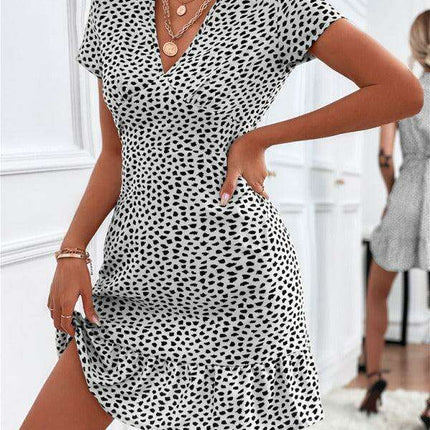 Charming V-Neck Printed Swing Dress for Women - Très Elite