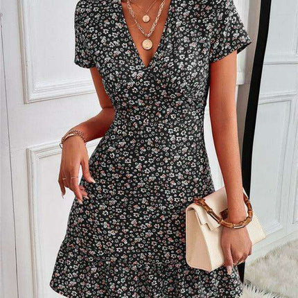 Charming V-Neck Printed Swing Dress for Women - Très Elite