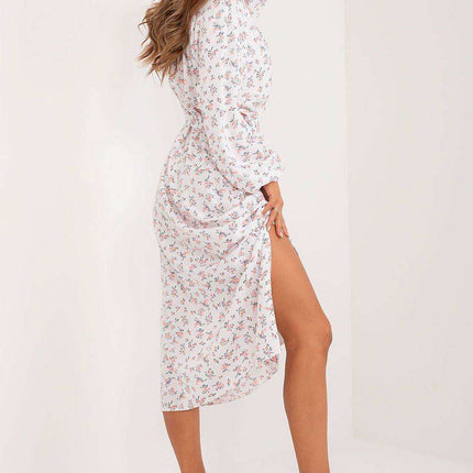 Charming Vintage Floral Viscose Maxi Dress for Summer Adventures - Très Elite