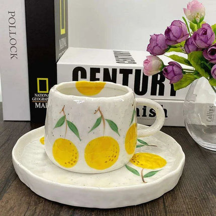 Cheerful Fruit-Themed 300ml Ceramic Mug & Plate Set – Ideal Gift for Children and Breakfast Enthusiasts - Très Elite