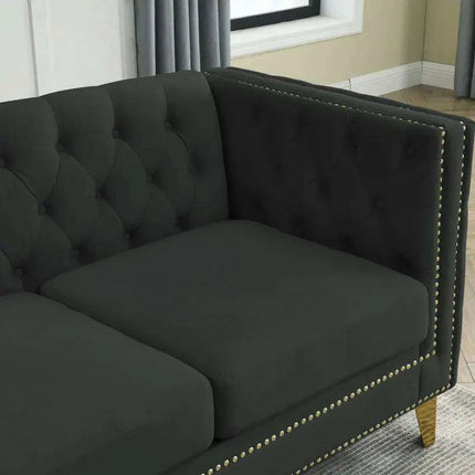 Chesterfield Velvet Couch for Elegant Living Spaces..