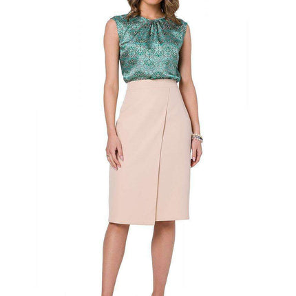 Chic A-Line Skirt with Asymmetrical Zipper Accent - Très Elite