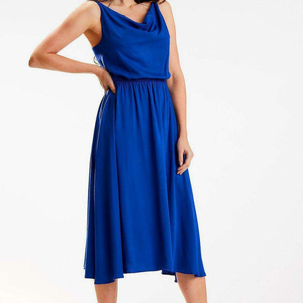 Chic Adjustable Strap Crinkled Midi Dress - Très Elite