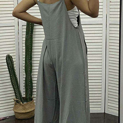 Chic Adjustable Suspender Wide Leg Jumpsuit: The Essential Fashion Statement for Women - Très Elite