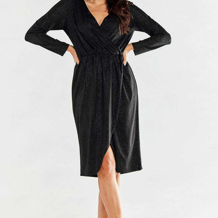 Chic Adjustable Waist Envelope Sleeve Dress - Crafted in Poland - Très Elite