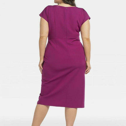 Chic Allure Plus Size Tara Dress for Elegant Occasions - Très Elite