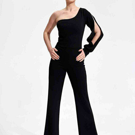 Chic Asymmetrical Jumpsuit - Très Elite