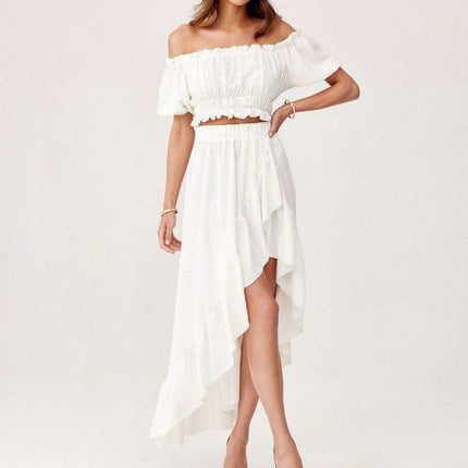 Chic Asymmetrical Summer Outfit with Ruffled Skirt