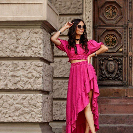 Chic Asymmetrical Summer Outfit with Ruffled Skirt - Très Elite
