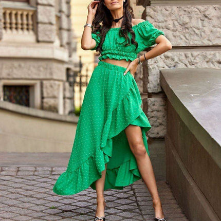 Chic Asymmetrical Summer Outfit with Ruffled Skirt - Très Elite
