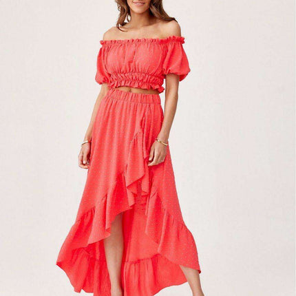 Chic Asymmetrical Summer Outfit with Ruffled Skirt - Très Elite