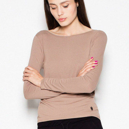 Chic Backless Blouse with Suede Bow Accent - Très Elite