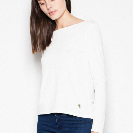Chic Backless Blouse with Suede Bow Accent - Très Elite