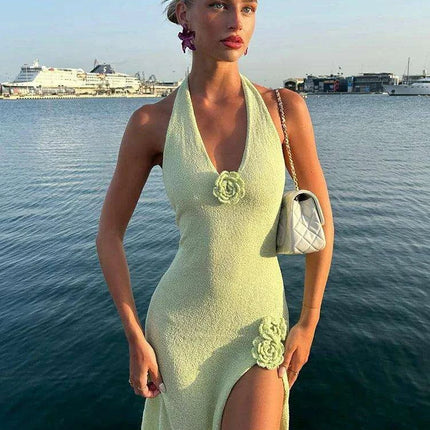 Chic Backless Halter Maxi Dress with Daring Deep V Neck and Alluring High Split - Très Elite