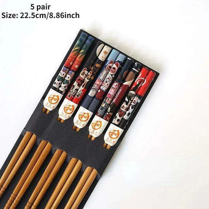 Chic Bamboo Chopstick Collection - 5 Pairs with Non-Slip Design - Très Elite