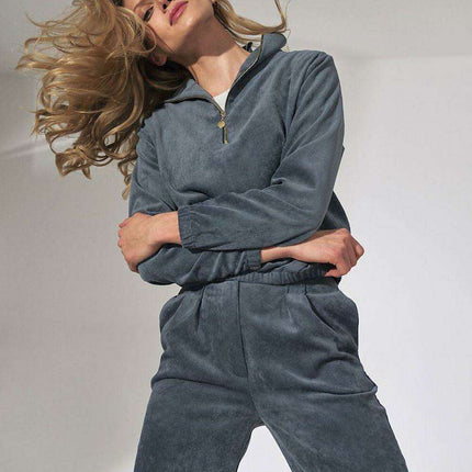 Chic Beige Corduroy Collared Sweatshirt with Trendy Zipper Detail - Très Elite