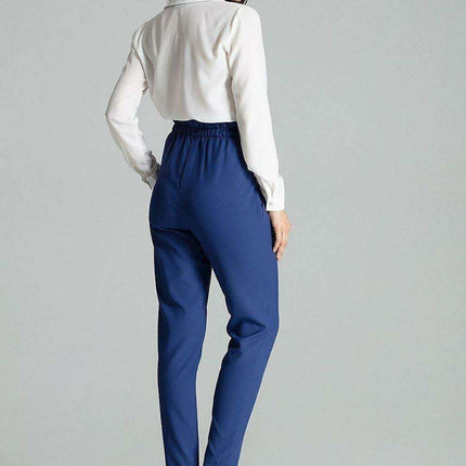 Chic Beige Trousers with Glamorous Golden Buckle - Comfortable Style - Très Elite