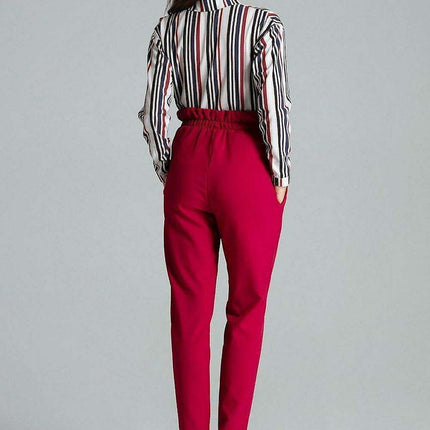 Chic Beige Trousers with Glamorous Golden Buckle - Comfortable Style - Très Elite
