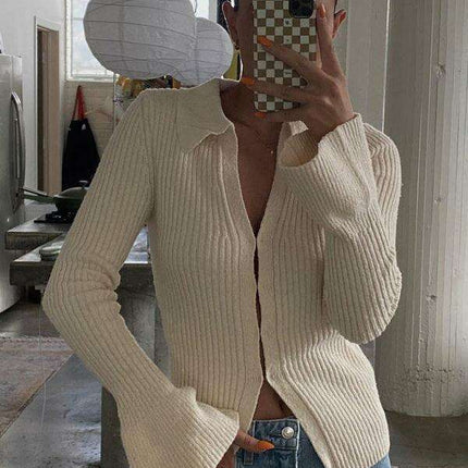 Chic Bell Sleeve Knit Cardigan: Your Essential Fashion Layer - Très Elite