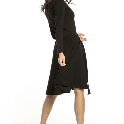 Chic Belted Knit Dress for Everyday Elegance - Très Elite
