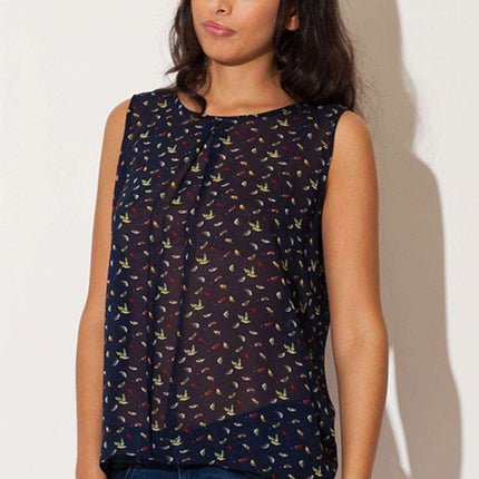 Chic Birdsong Red Chiffon Sleeveless Blouse - Timeless Elegance - Très Elite