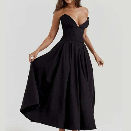 Chic Black Backless A-Line Spaghetti Strap Maxi Dress - Stunning Off-Shoulder Evening Fashion - Très Elite