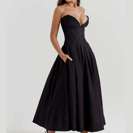 Chic Black Backless A-Line Spaghetti Strap Maxi Dress - Stunning Off-Shoulder Evening Fashion - Très Elite