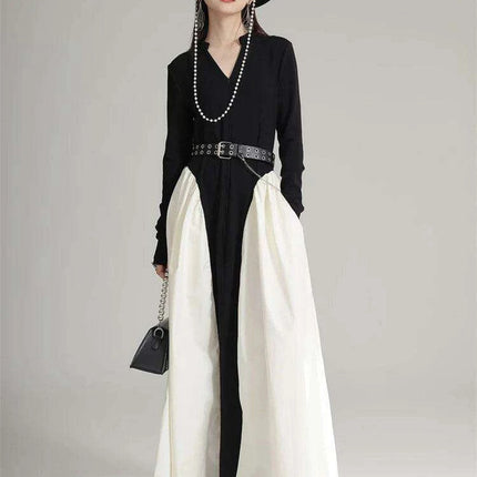 Chic Black Color-block Floor-Length Dress with V-Neck and Long Sleeves - Très Elite