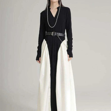 Chic Black Color-block Floor-Length Dress with V-Neck and Long Sleeves - Très Elite