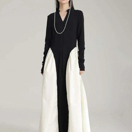Chic Black Color-block Floor-Length Dress with V-Neck and Long Sleeves