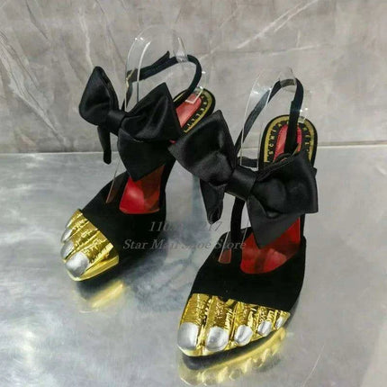 Chic Black High-Heeled Mules with Gold Highlights and Butterfly Bow Accent - Très Elite