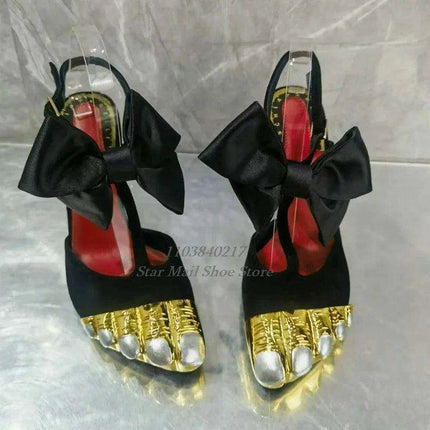 Chic Black High-Heeled Mules with Gold Highlights and Butterfly Bow Accent - Très Elite