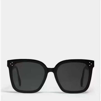 Chic Black Square Sunglasses with Elegant Rose Gold Details and Full UV Protection- Très Elite- Très Elite