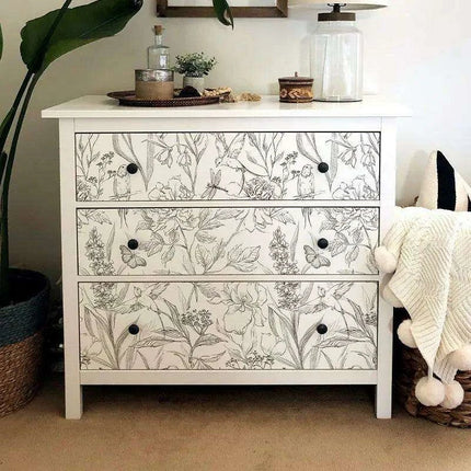 Chic Black and White Adhesive Wallpaper for Stylish Home Transformations - Très Elite