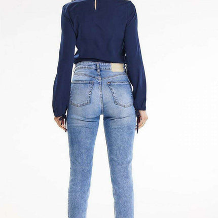 Chic Button-Back Blouse with Tied Sleeves - Très Elite