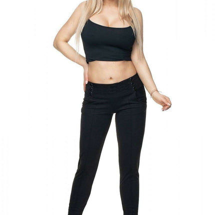 Chic Buttoned Peekaboo Trousers with Stylish Detail - Très Elite