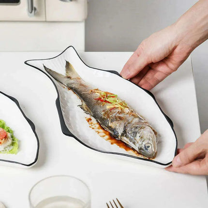 Chic Ceramic Fish-Shaped Steamer Tray: Elevate Your Healthy Cooking Game - Très Elite