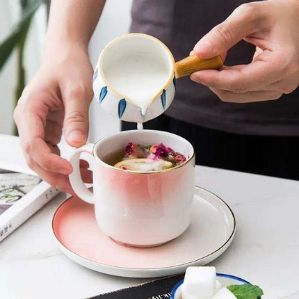 Chic Ceramic Mini Pitcher for Effortless Serving - Très Elite