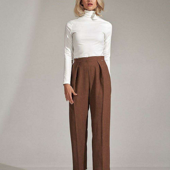 Chic Checked Trousers with Practical Side Pockets