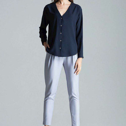 Chic Collarless V-Neck Long Sleeve Shirt with Stylish Snap Buttons and Unique Print - Très Elite